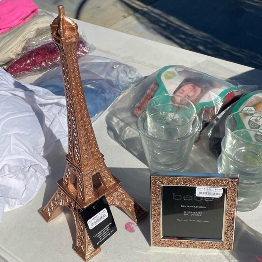 bebe eiffel tower and glitter frame rose gold